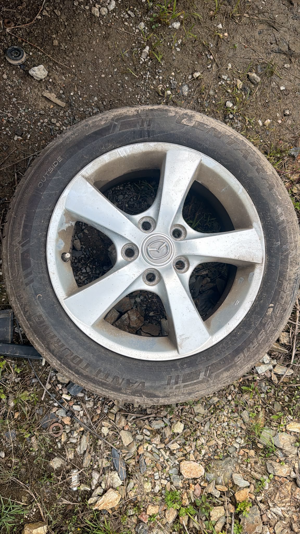 2022 Mazda 3 WHEEL AND TYRE
