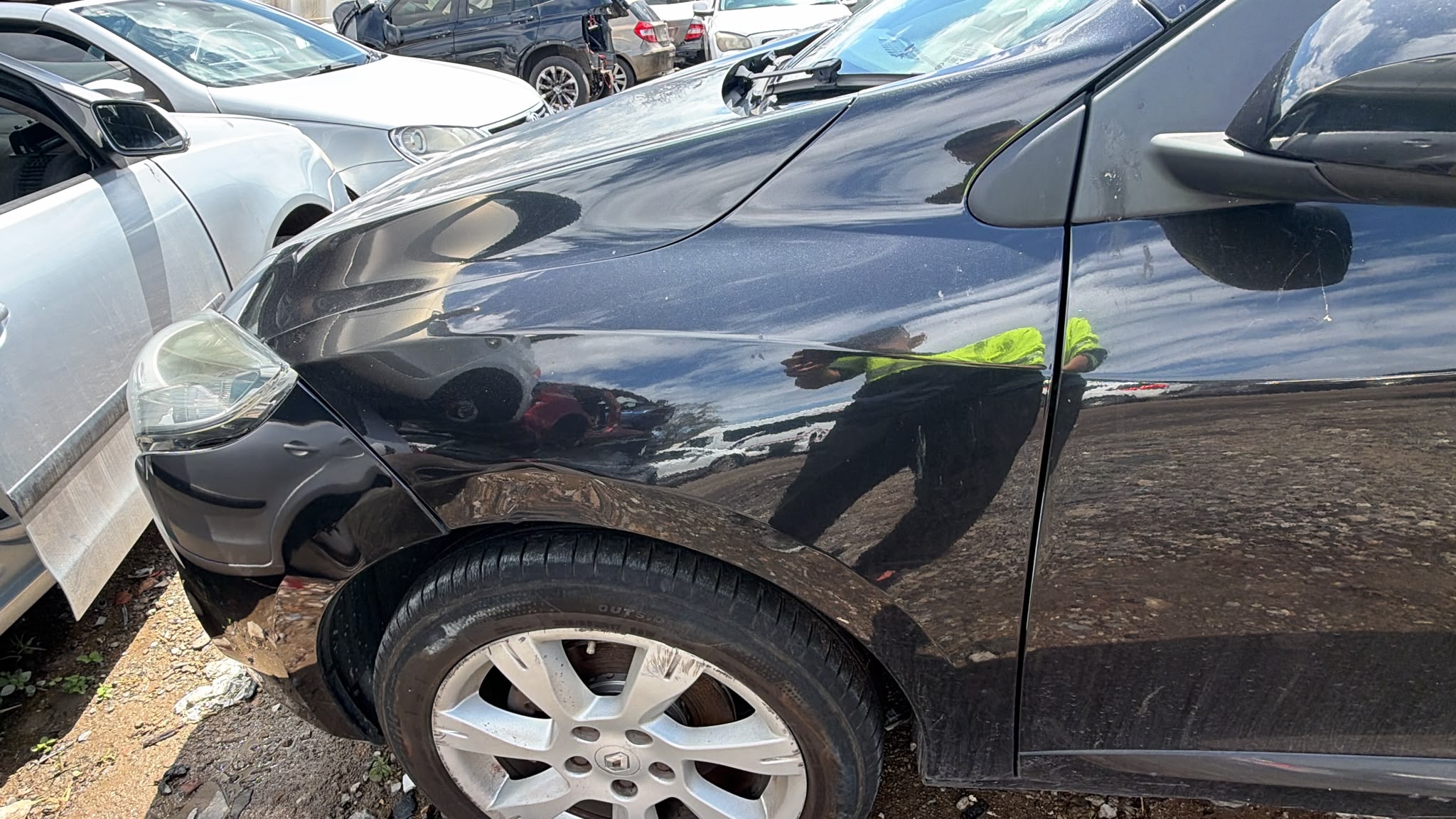 2011 Renault Megane L/H Guard
