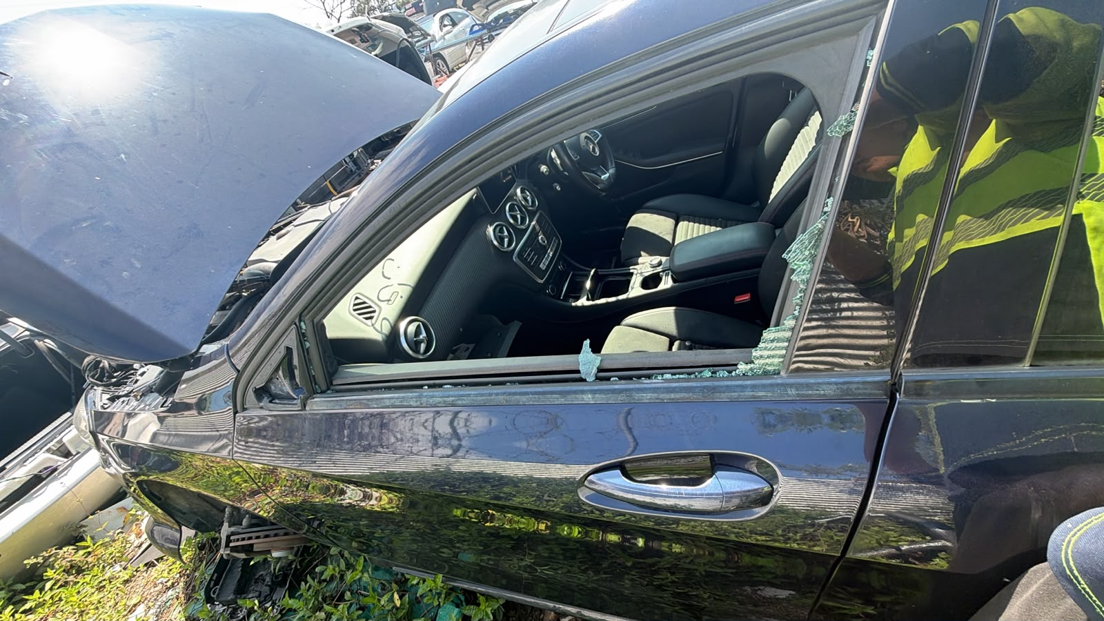 2017 Mercedes Benz A-Class L/H FRONT DOOR