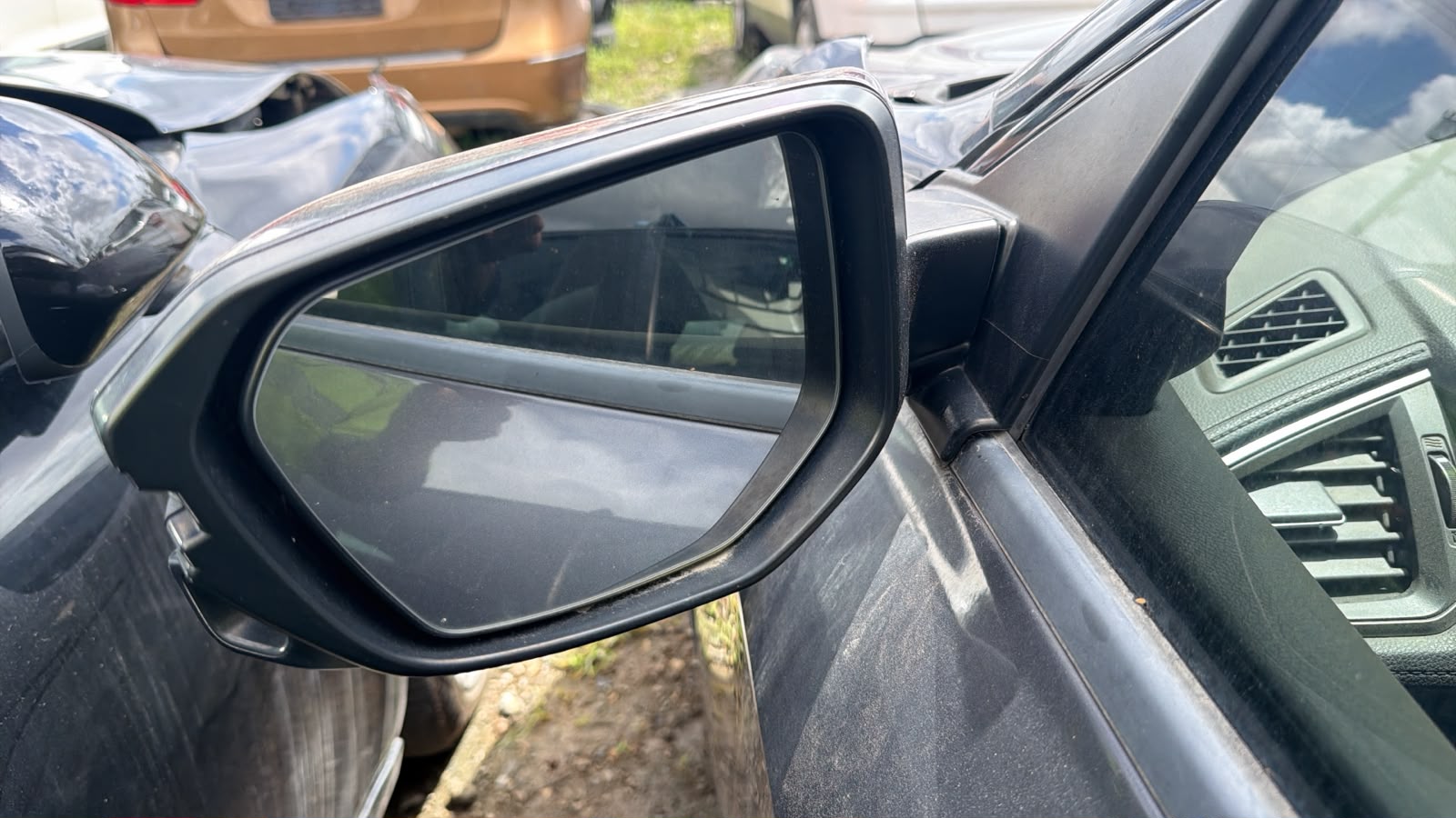 2017 Honda Civic L/H MIRROR CAMERA TYPE