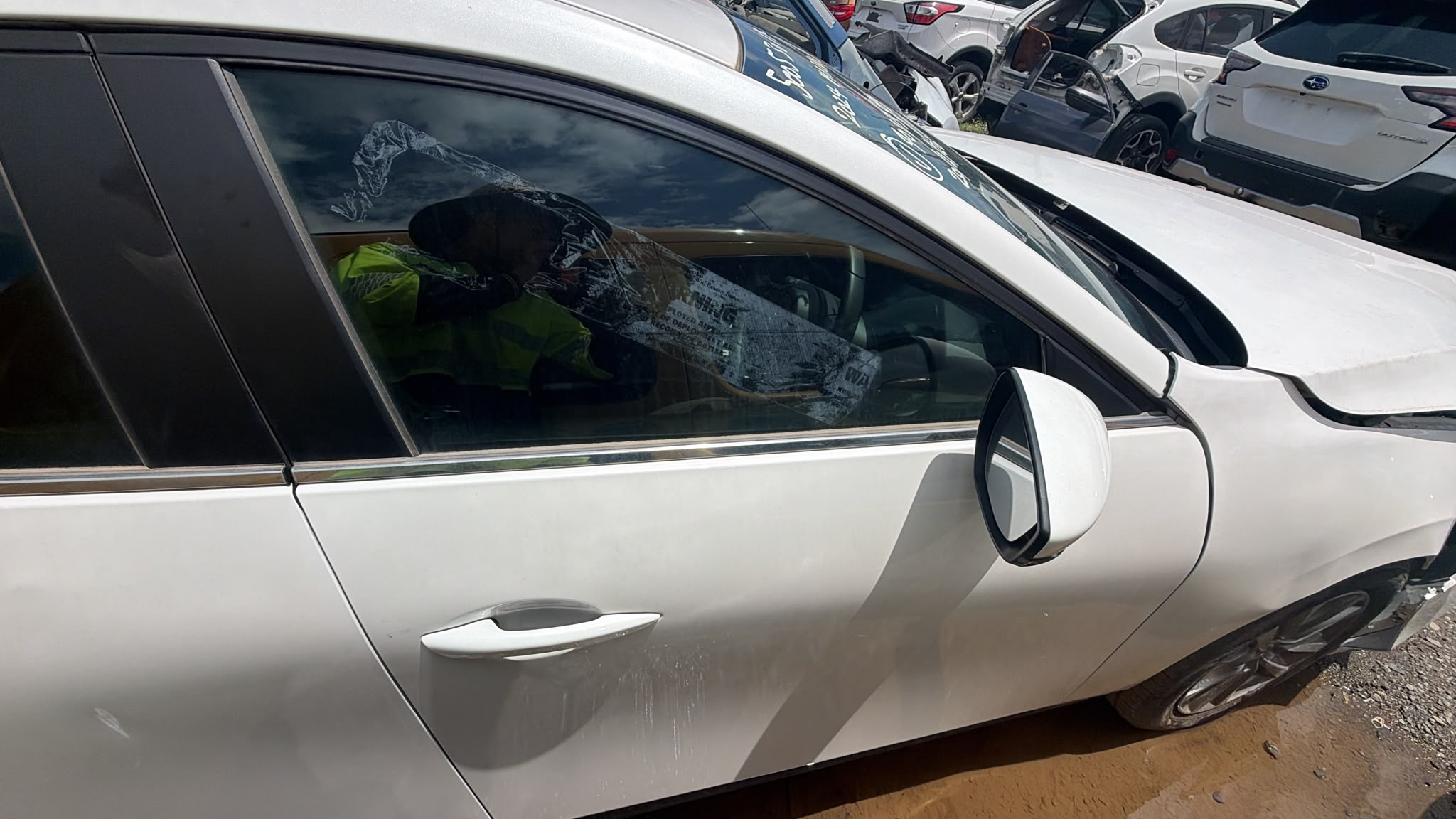 2024 Mazda 3 R/H FRONT DOOR