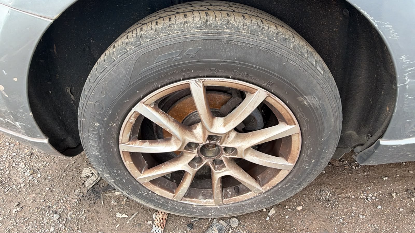 2009 Audi Q5 WHEEL AND TYRE