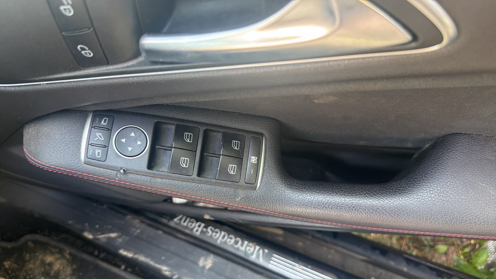2017 Mercedes Benz A-Class MASTER SWITCH