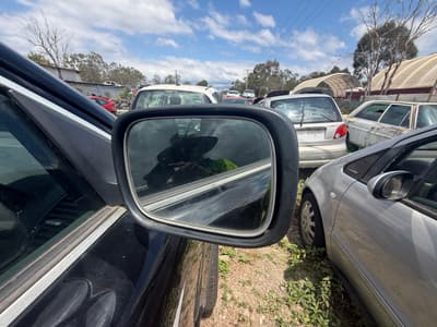 2004 Volvo XC90 R/H Mirror