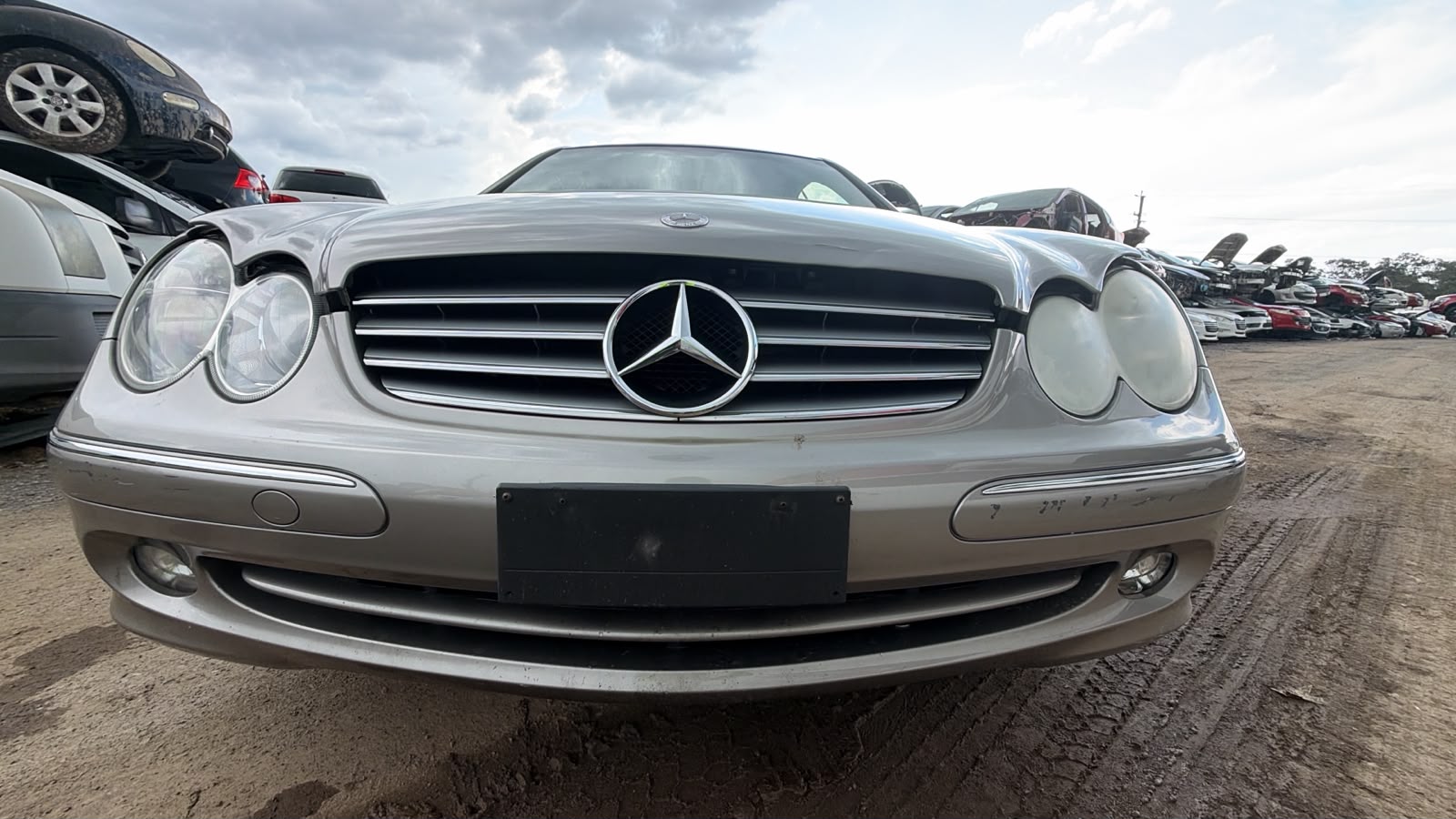 2004 Mercedes-Benz CLK200 KOMPRESSOR FRONT BUMPER