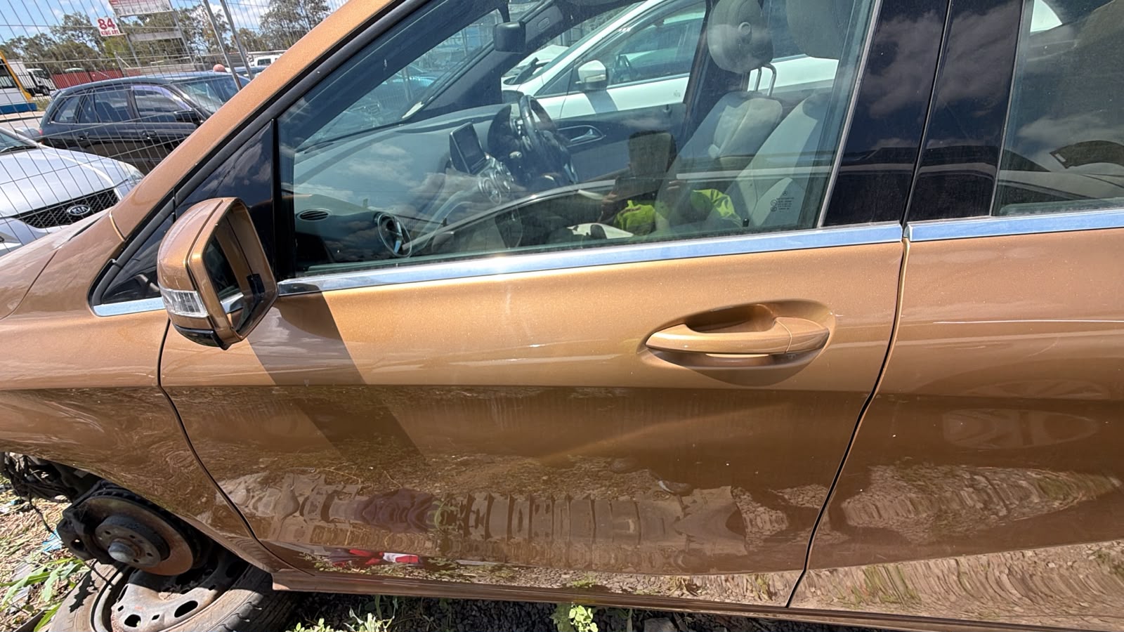 2012 Mercedes Benz B200 L/H Front Door