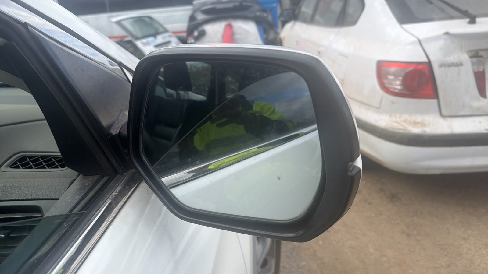 2013 Honda CR-V R/H MIRROR