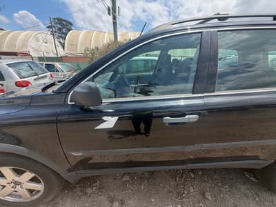 2004 Volvo XC90 L/H Front Door