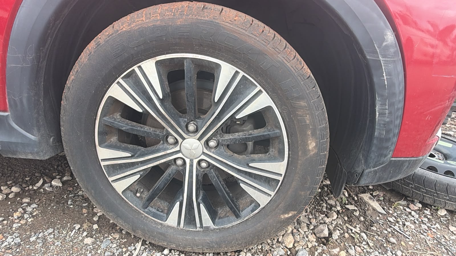 2018 Mitsubishi Eclipse Cross Wheel and Tyre