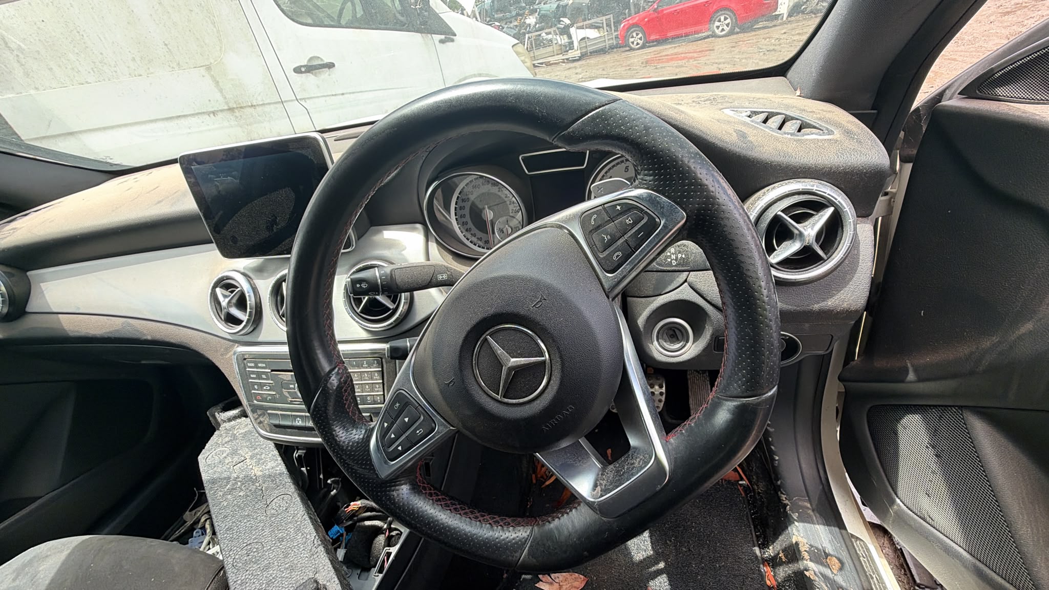 2015 Mercedes-Benz CLA200 STEERING WHEEL