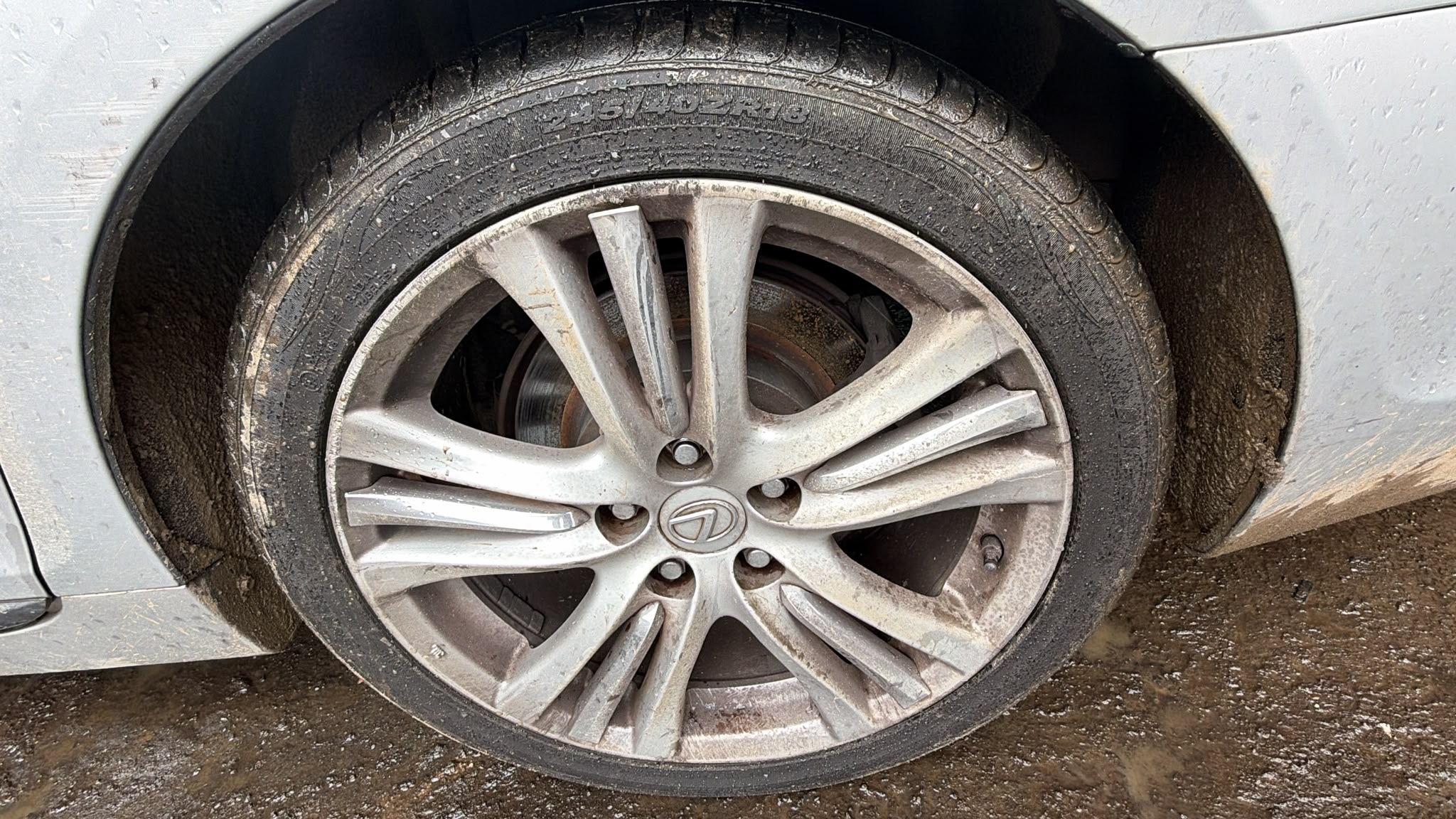 2008 Lexus GS 450h WHEELS AND TYRES