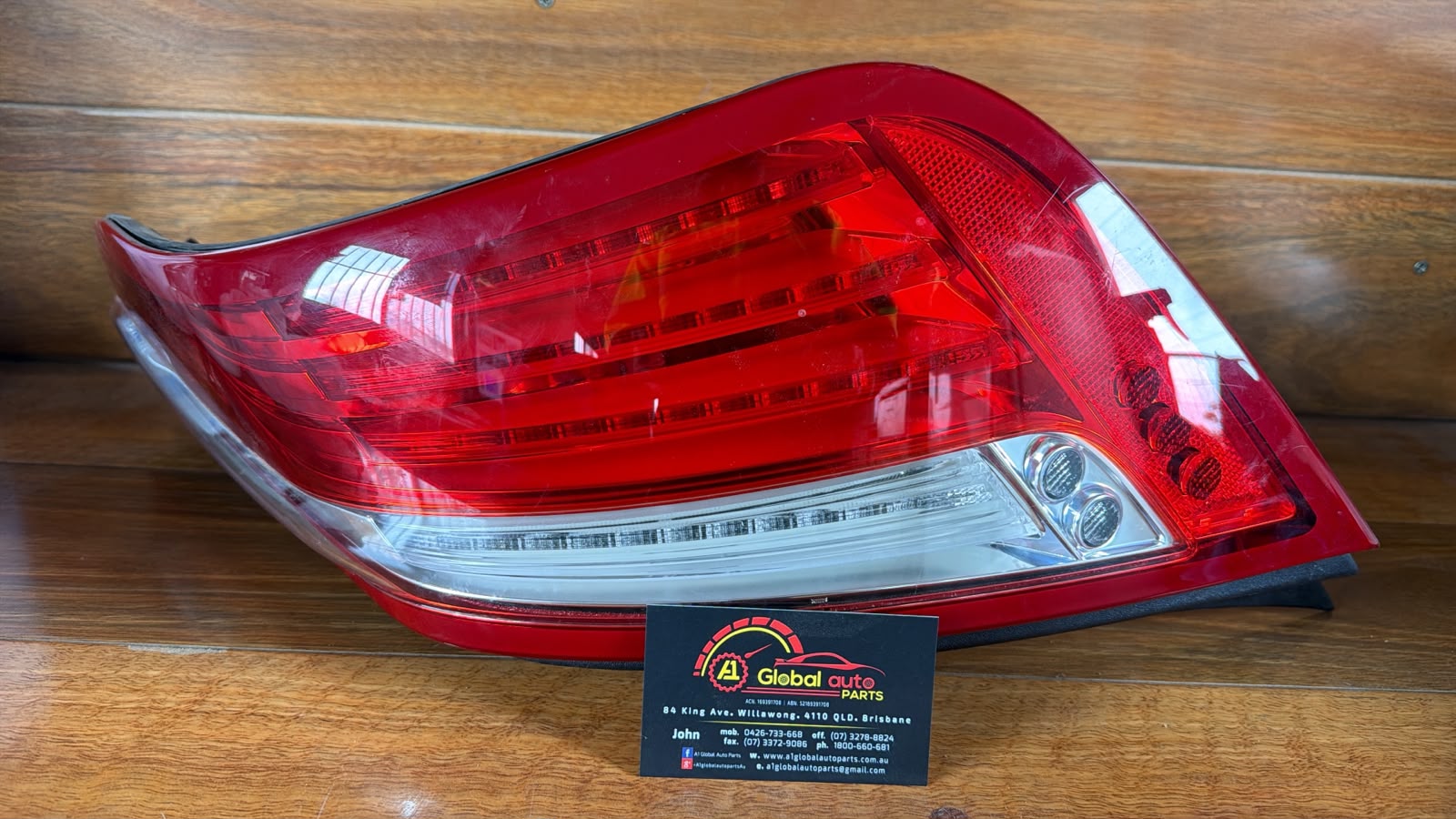 2015 Jaguar XJ R/H TAILLIGHT
