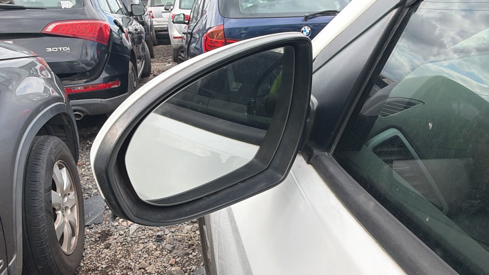 2017 Hyundai Tucson L/H Mirror