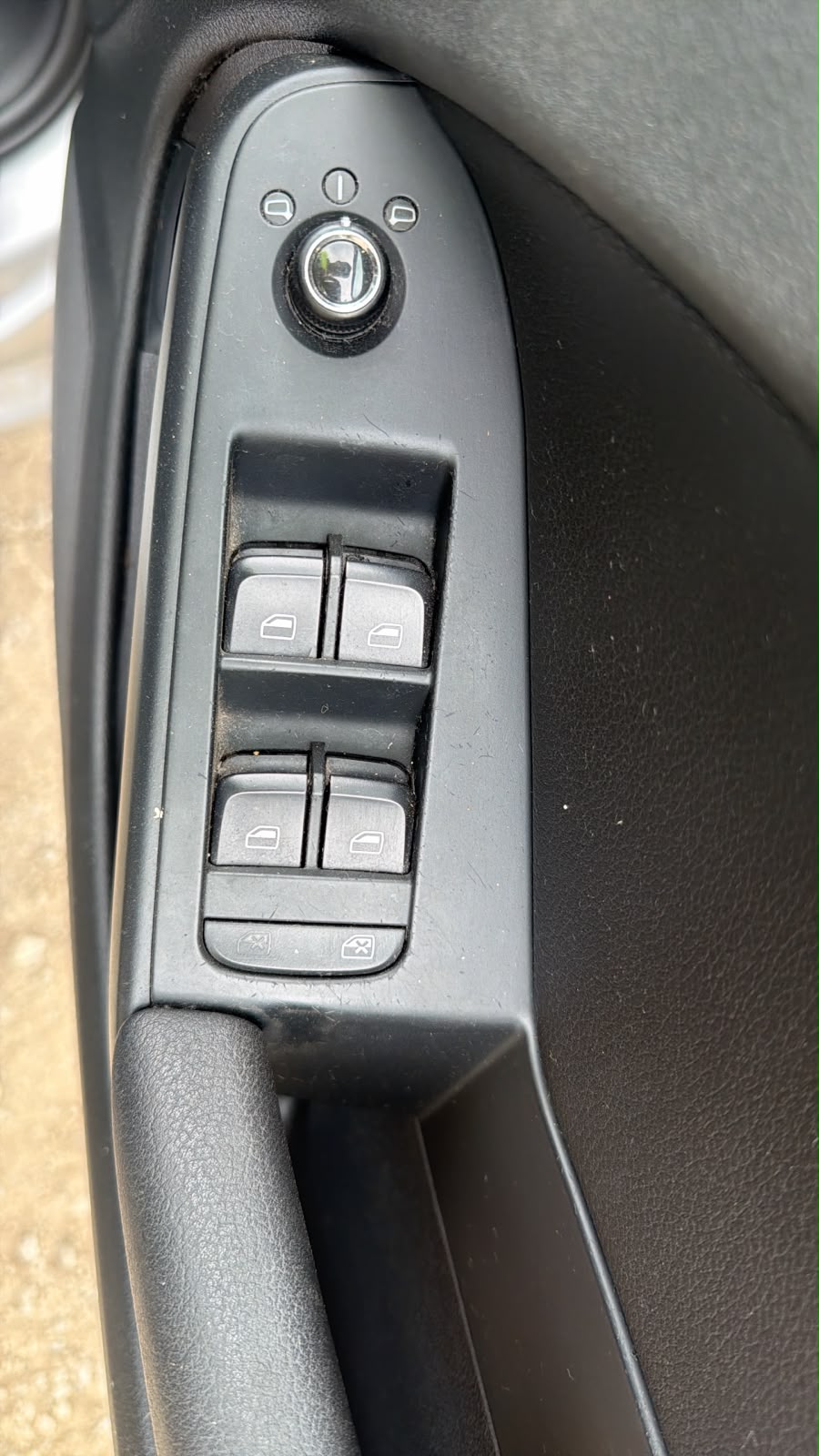 2010 Audi A4 Master Switch