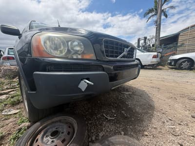 2004 Volvo XC90 Front Bumper