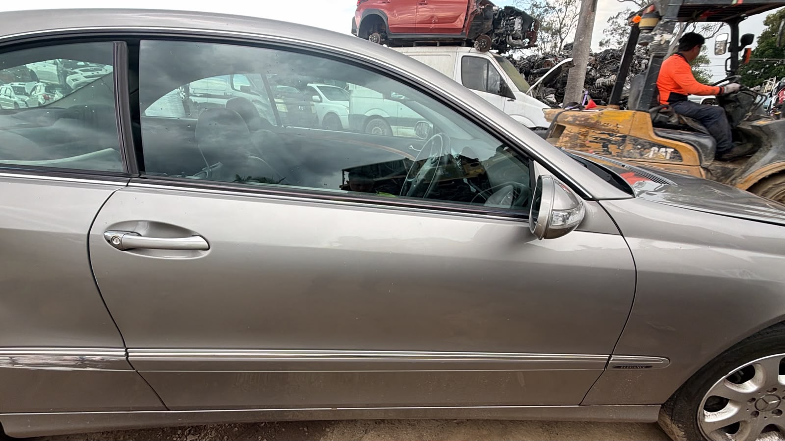 2004 Mercedes-Benz CLK200 KOMPRESSOR R/H FRONT DOOR