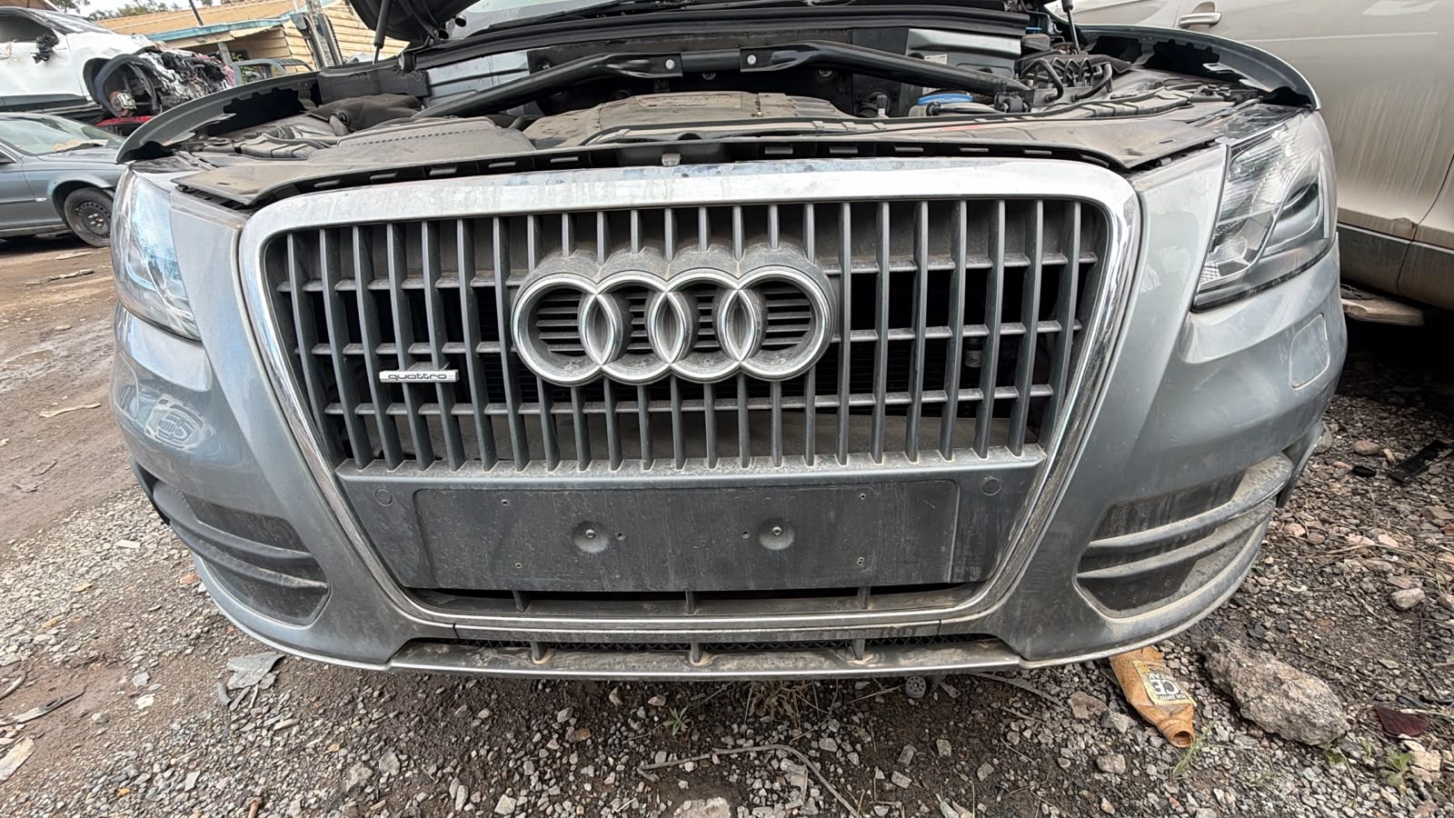2009 Audi Q5 FRONT BUMPER