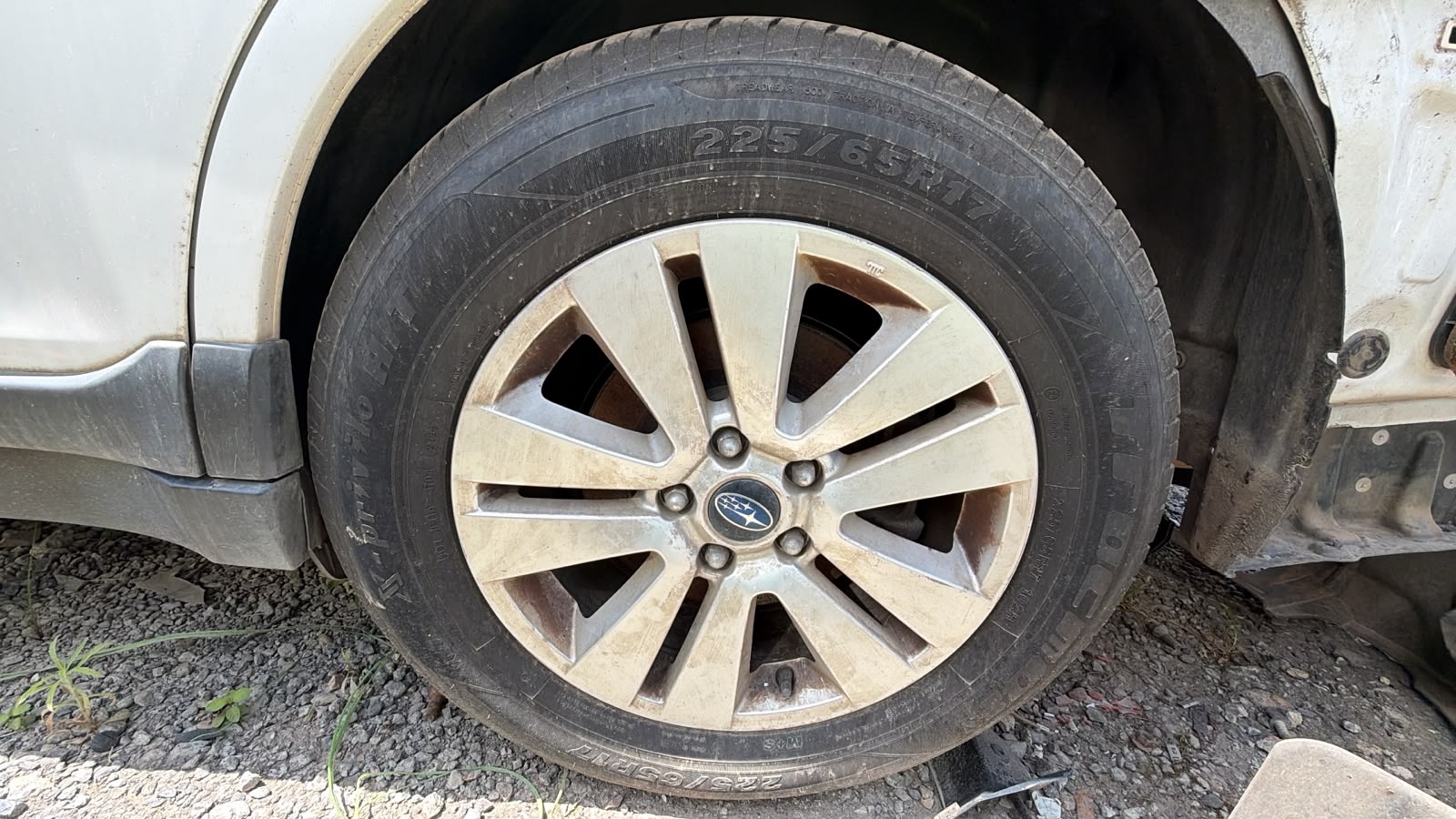 2015 Subaru Outback Wheels and Tyres