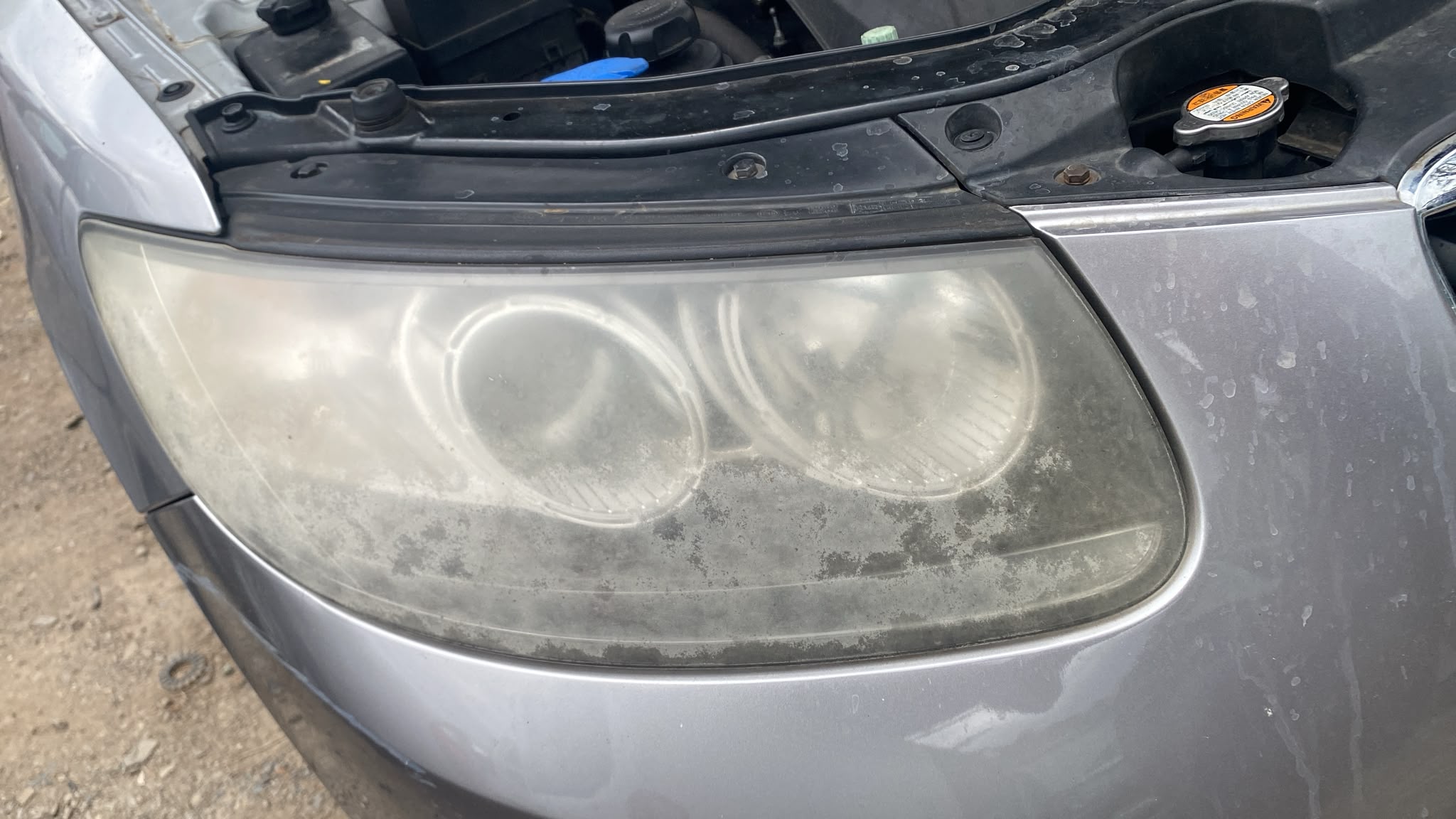2010 Hyundai Santa Fe R/H HEADLIGHT