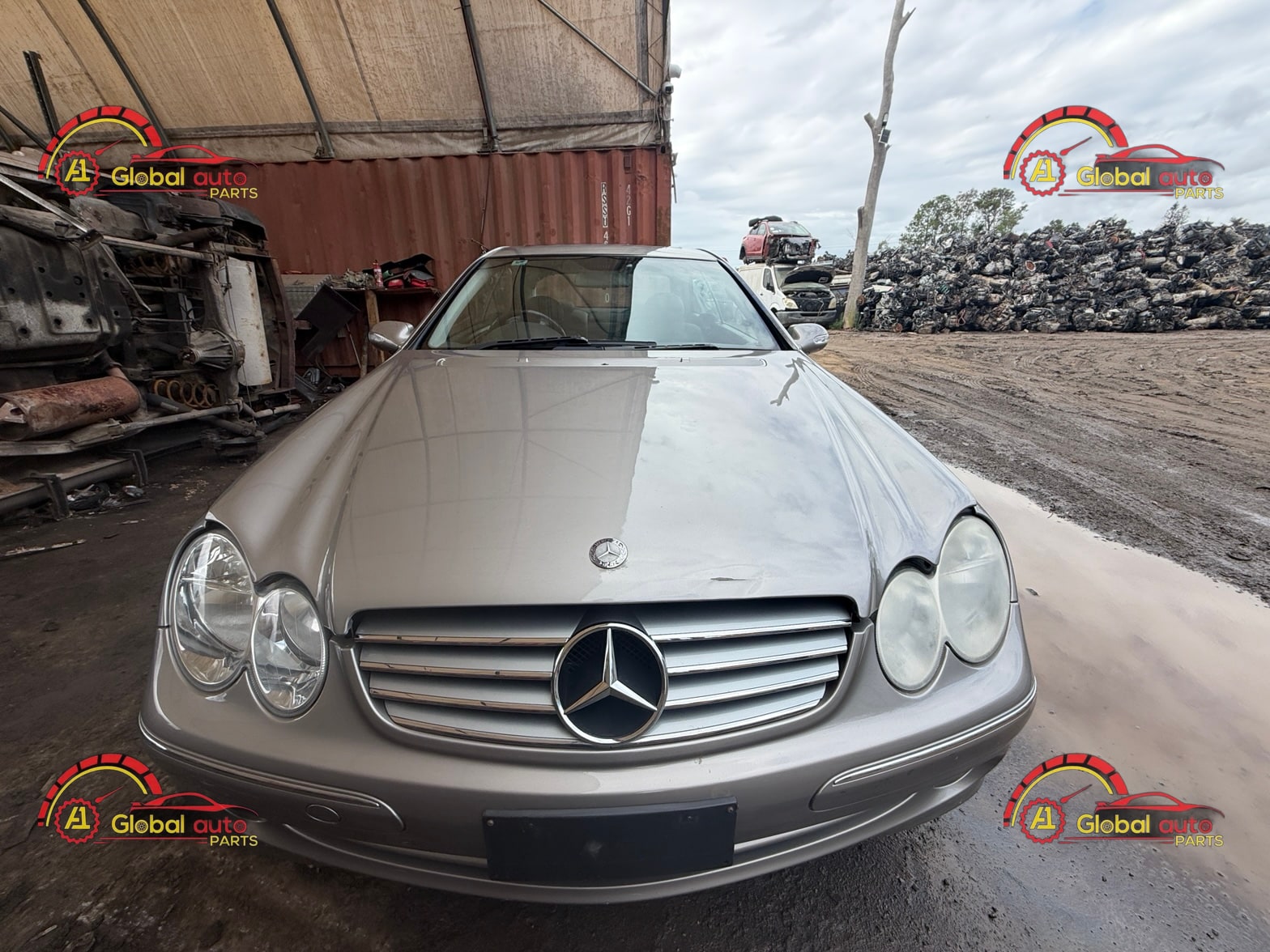 2004 Mercedes-Benz CLK-Class